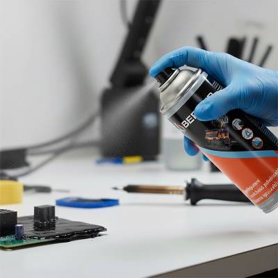 Спрей Рідка Ізолента для захисту електроніки Berner 400 мл